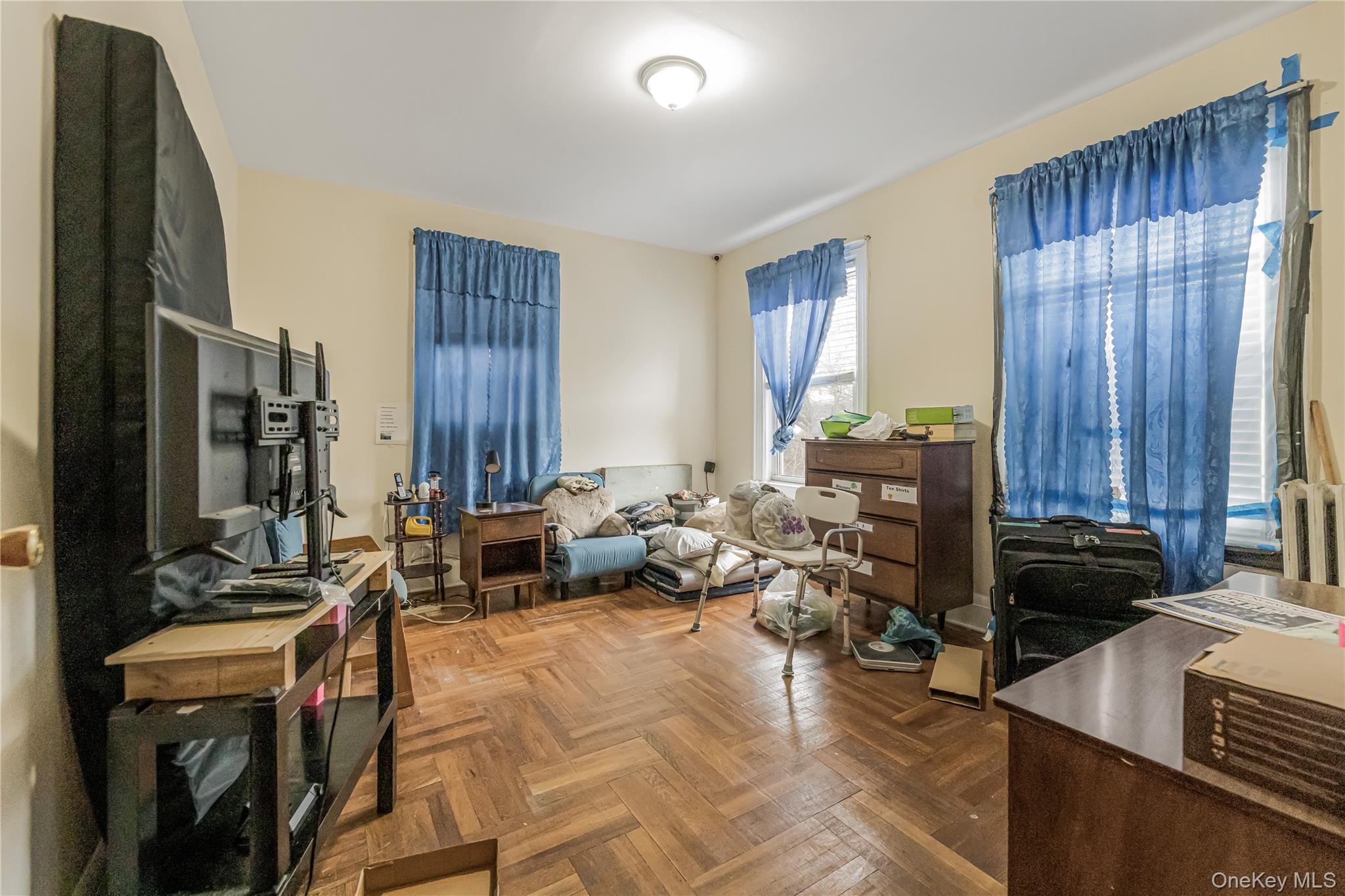 #13 photo, 3425 Dekalb Avenue, 브롱크스 Bronx , NY 10467