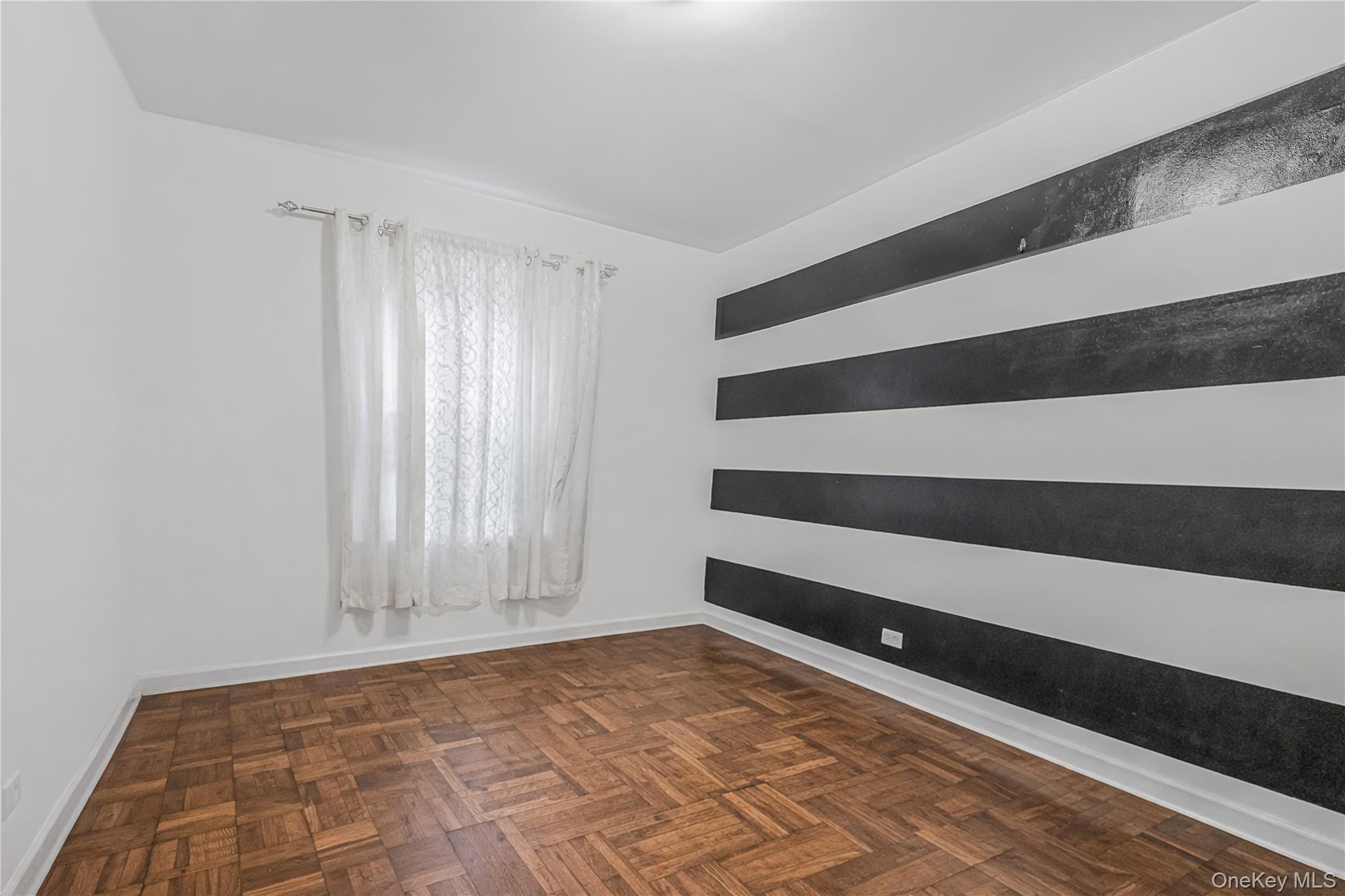 #20 photo, 3425 Dekalb Avenue, 브롱크스 Bronx , NY 10467