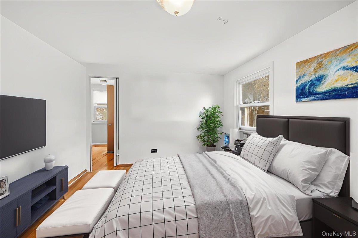 #12 photo, 16 Primrose Street, Katonah , NY 10536