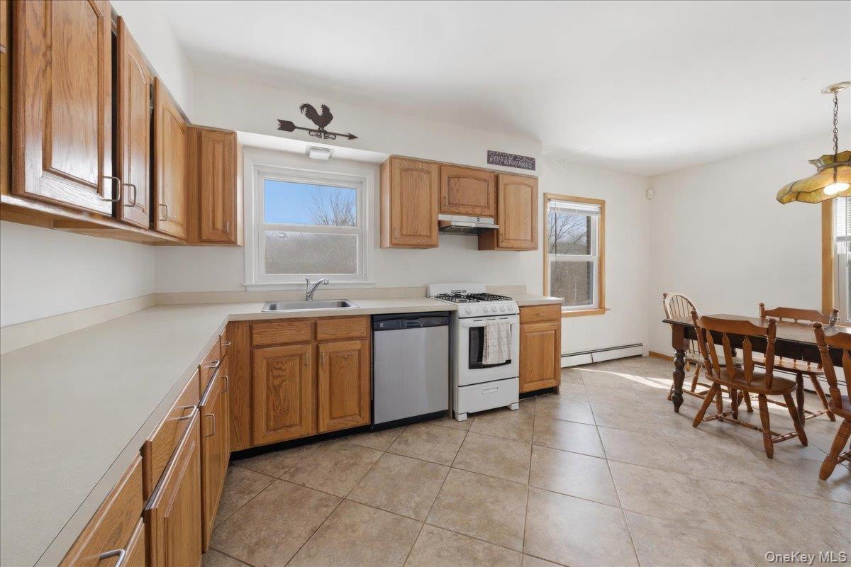 #15 photo, 16 Primrose Street, Katonah , NY 10536