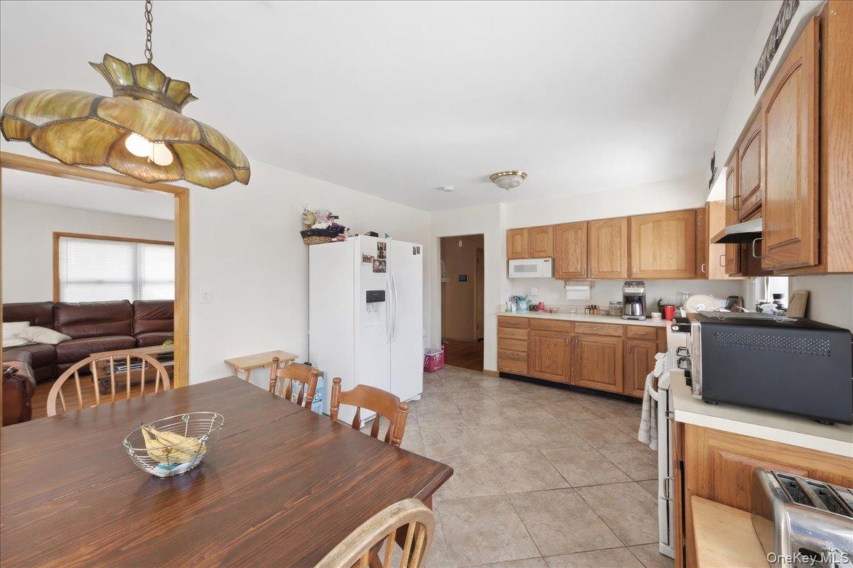 #16 photo, 16 Primrose Street, Katonah , NY 10536