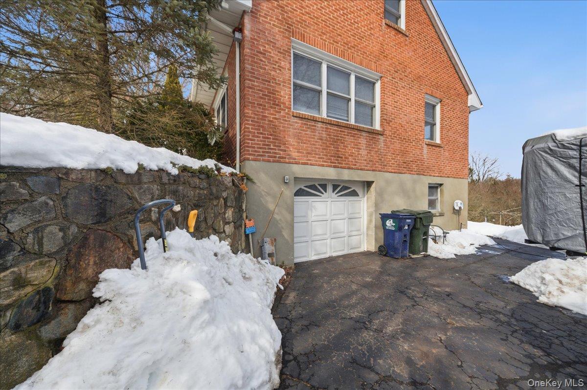 #6 photo, 16 Primrose Street, Katonah , NY 10536