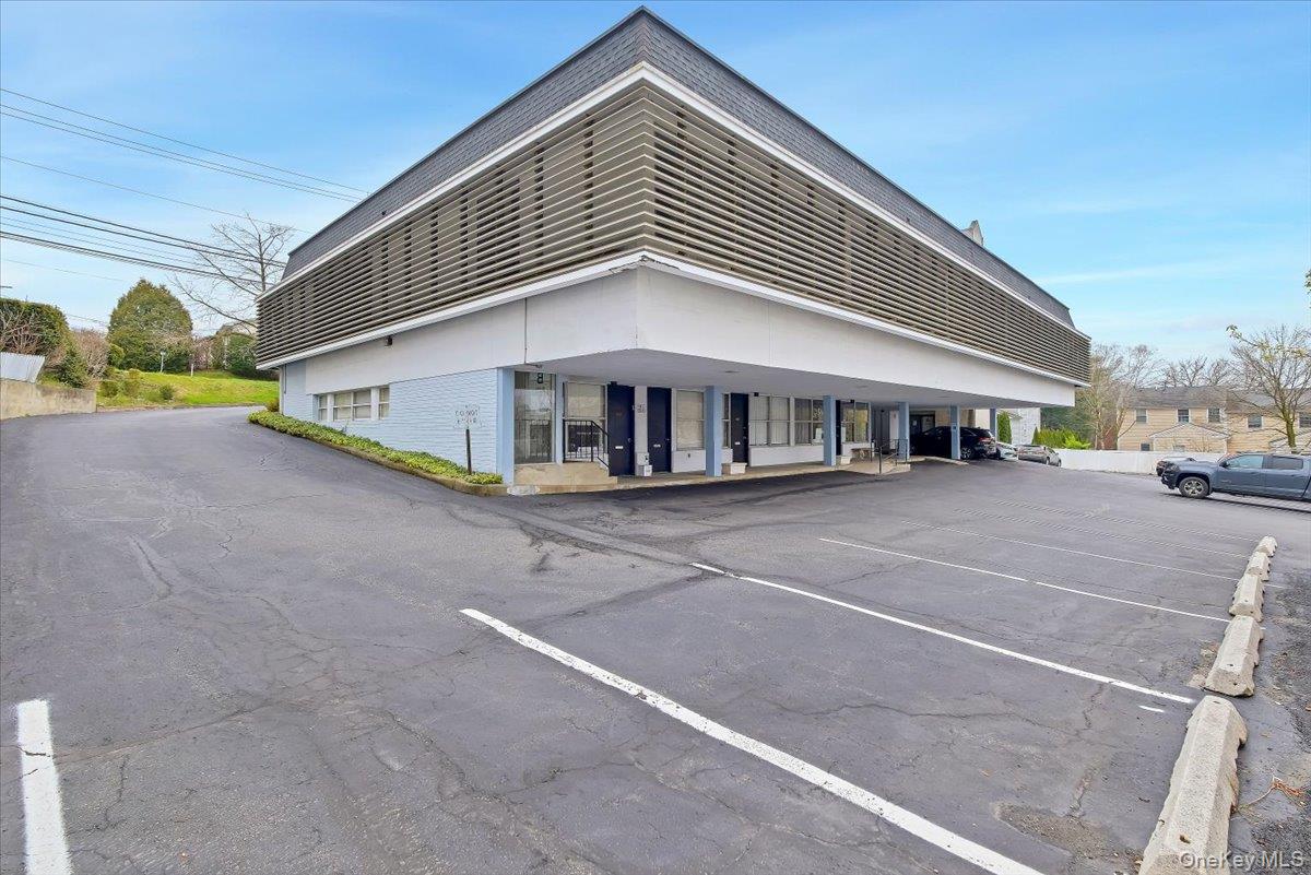 #11 photo, 100 S Highland, Ossining , NY 10562