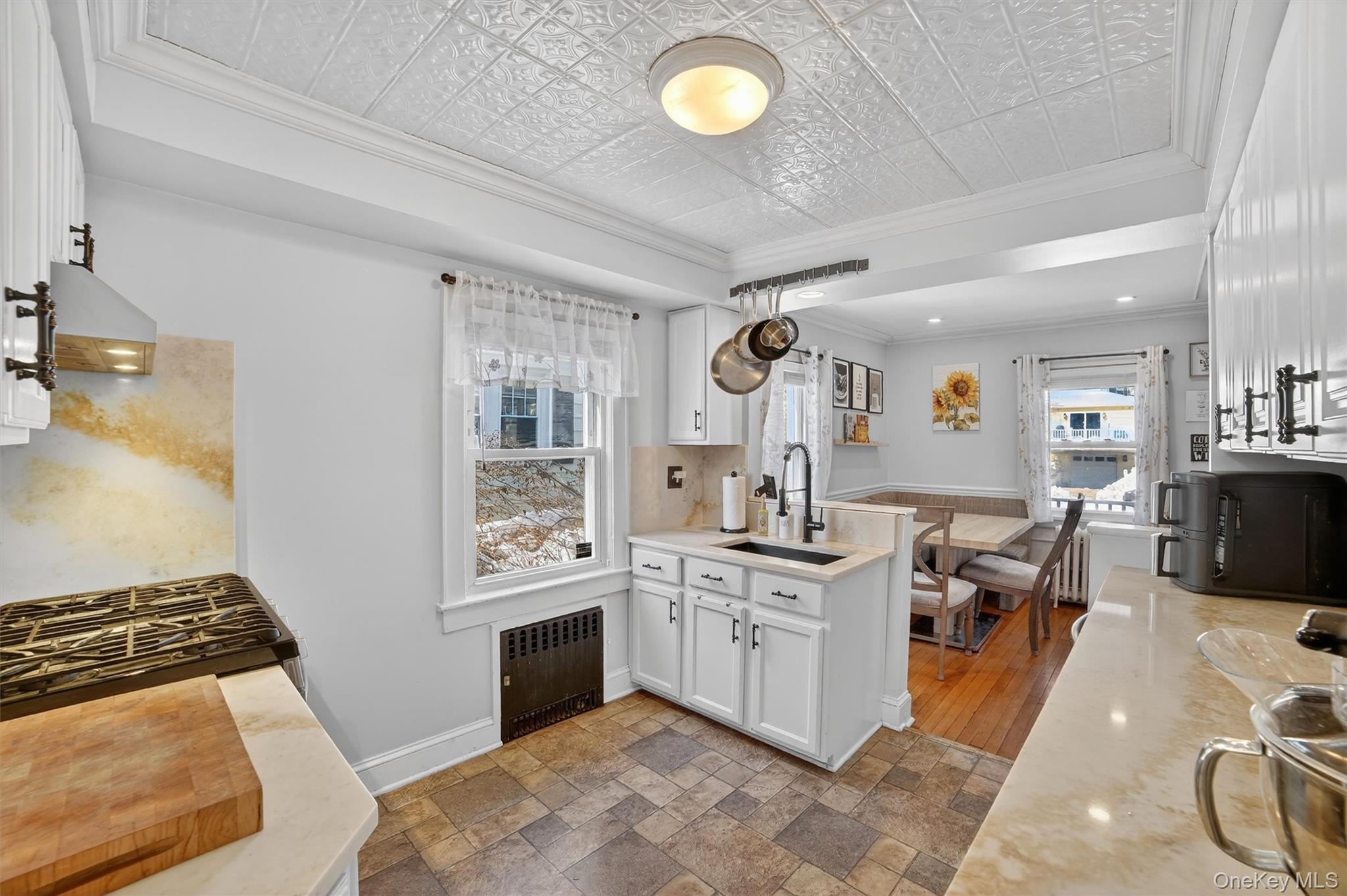 #11 photo, 81 Walton Avenue, White Plains , NY 10606