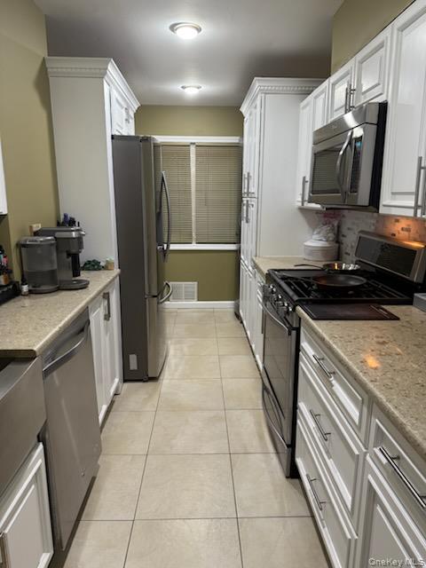 #3 photo, 145-53 225th Street, कुईंस Springfield Gardens , NY 11413