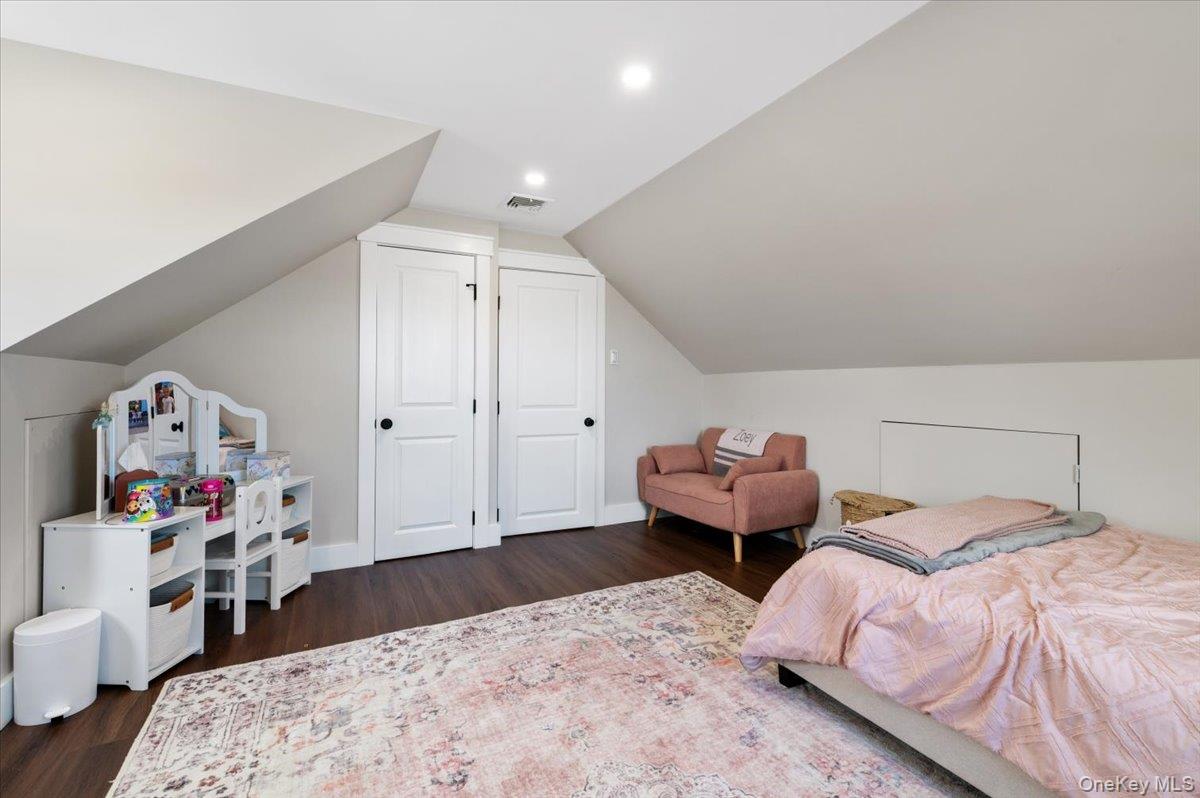 #11 photo, 152 Manor Street, Нассау ‖ Plainview , NY 11803