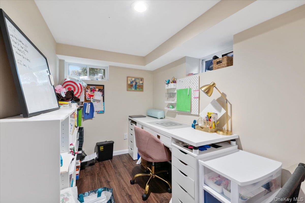 #16 photo, 152 Manor Street, Нассау ‖ Plainview , NY 11803