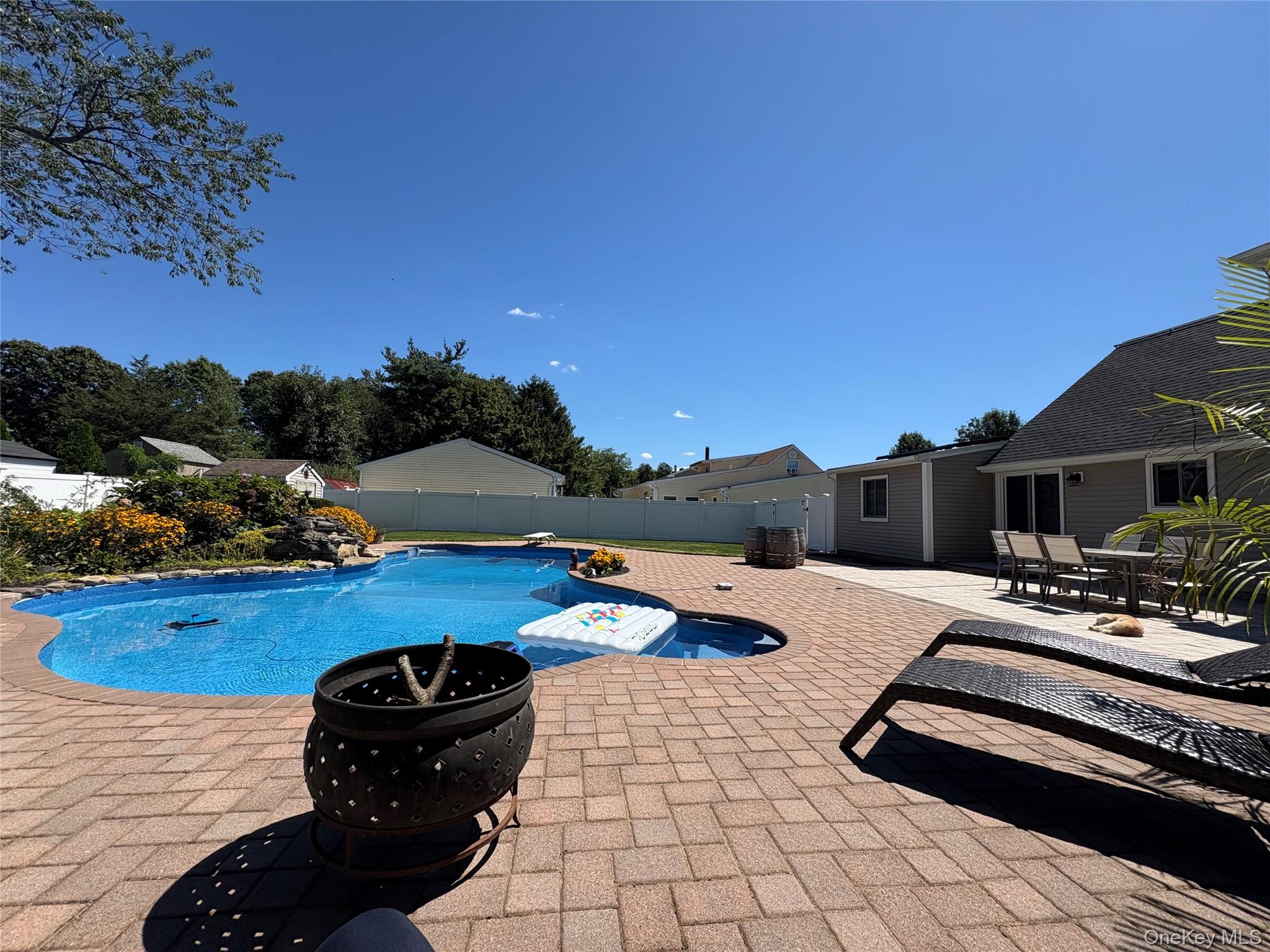 #20 photo, 7 Woodbrook Drive, Ridge , NY 11961