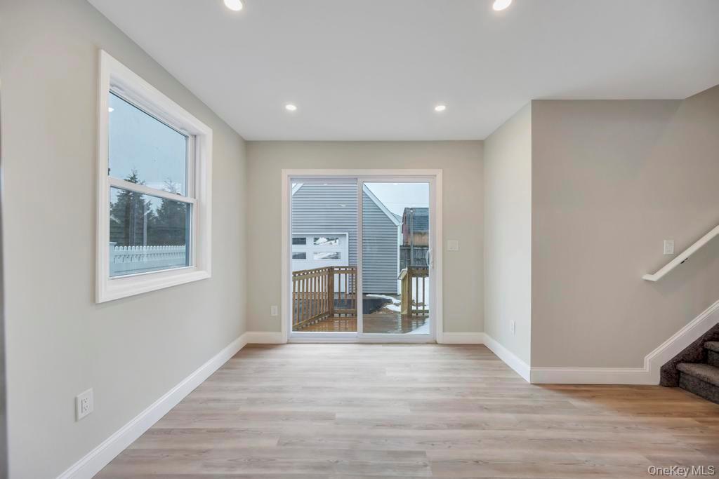 #14 photo, 52 Halycon Road, Lindenhurst , NY 11757