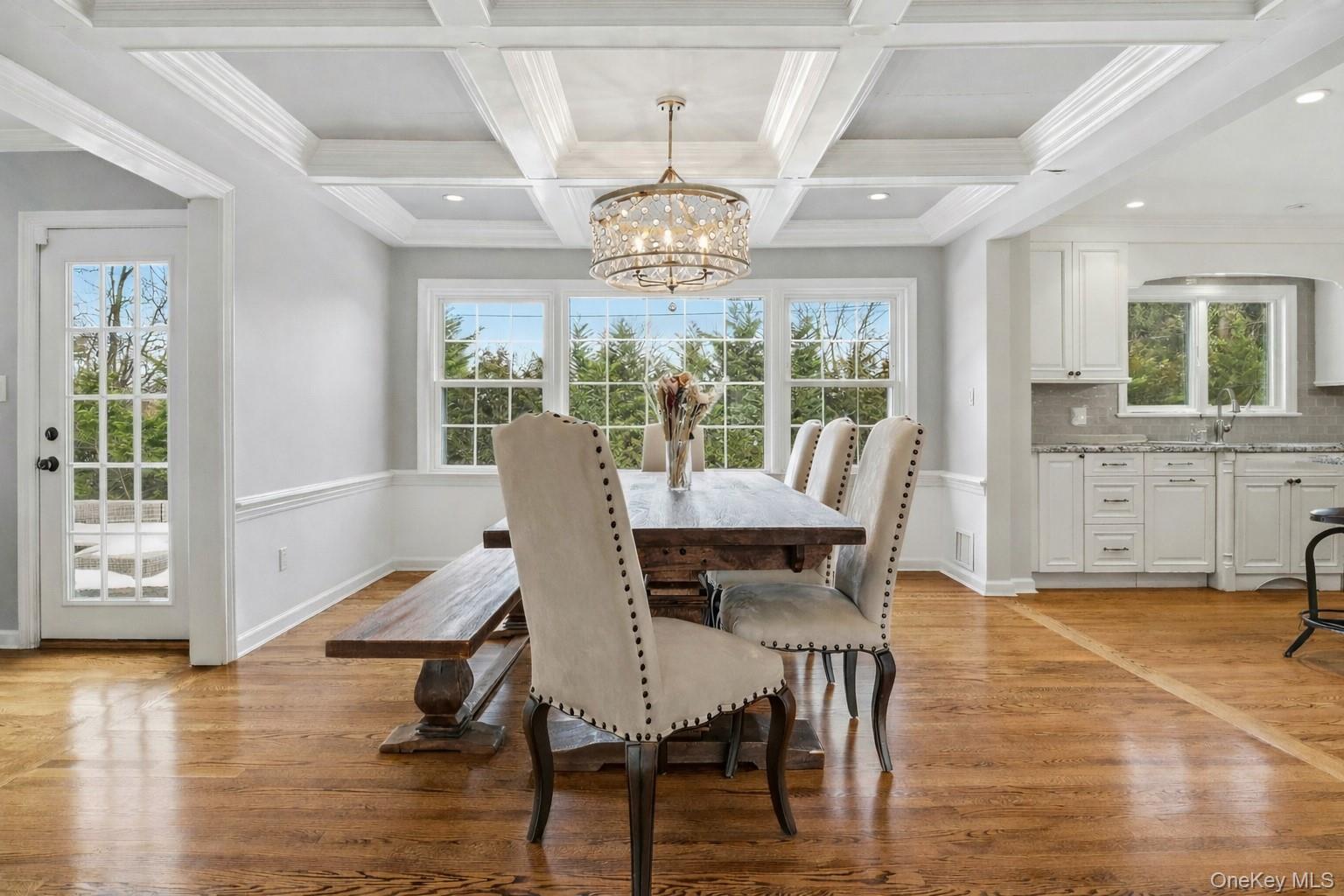 #8 photo, 38 Hewlett Lane, Port Washington , NY 11050