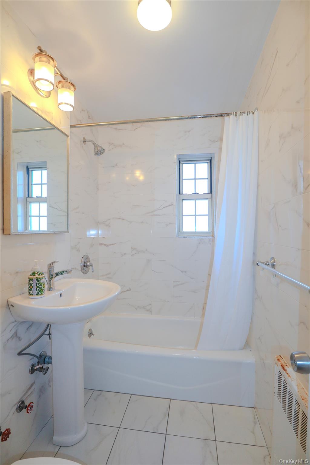 #14 photo, 211-07 73 Avenue, Bayside , NY 11364