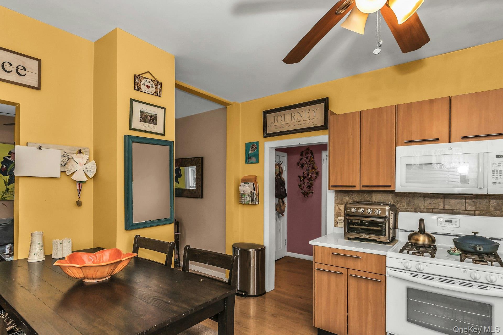 #11 photo, 16 Altamont Avenue, 롱 아일랜드 Sea Cliff , NY 11579