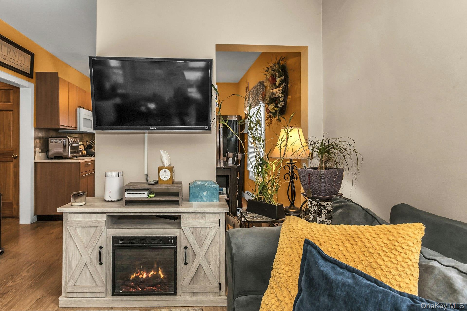 #8 photo, 16 Altamont Avenue, 롱 아일랜드 Sea Cliff , NY 11579