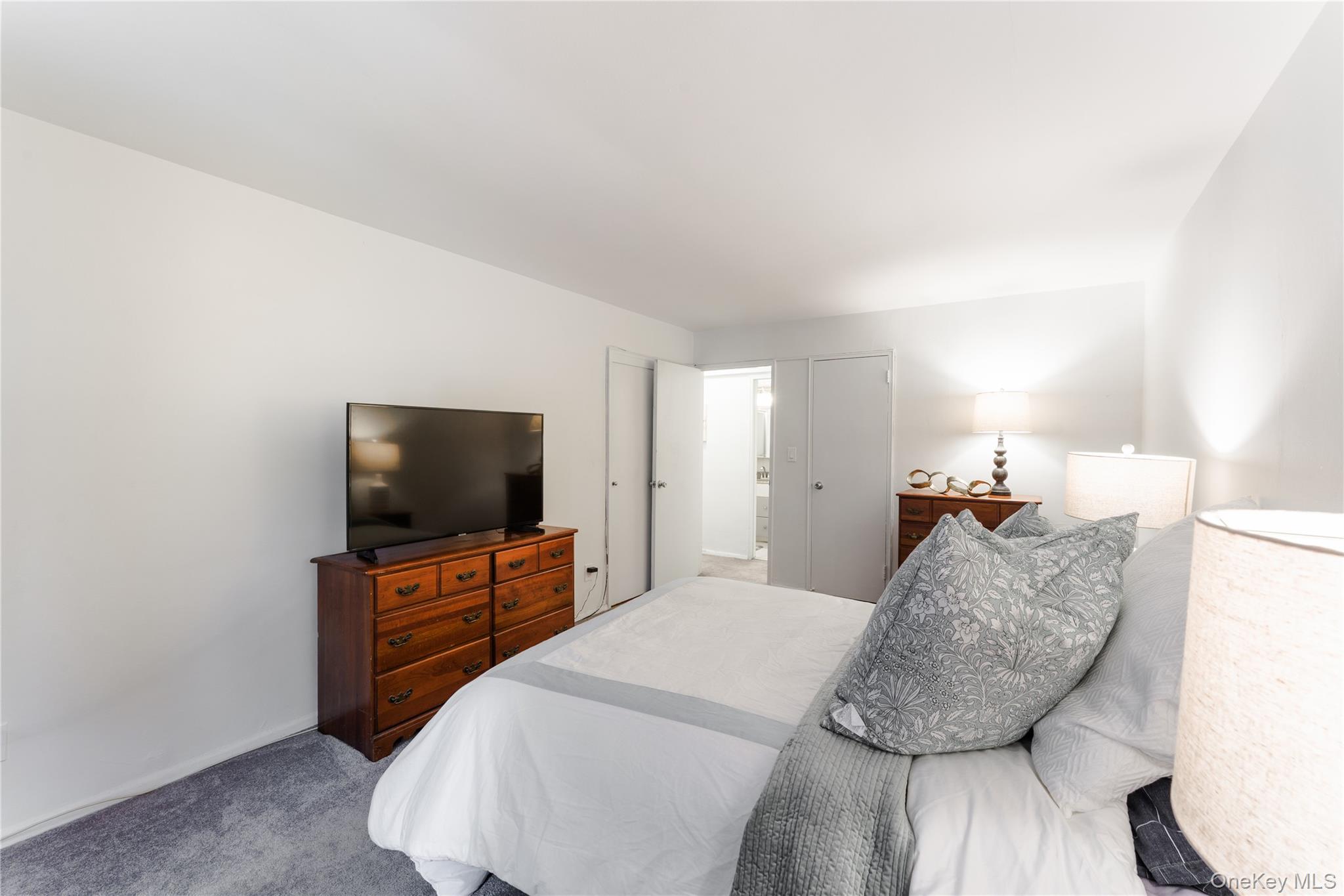 #12 photo, 490 Atlantic Avenue, 长岛 East Rockaway , NY 11518