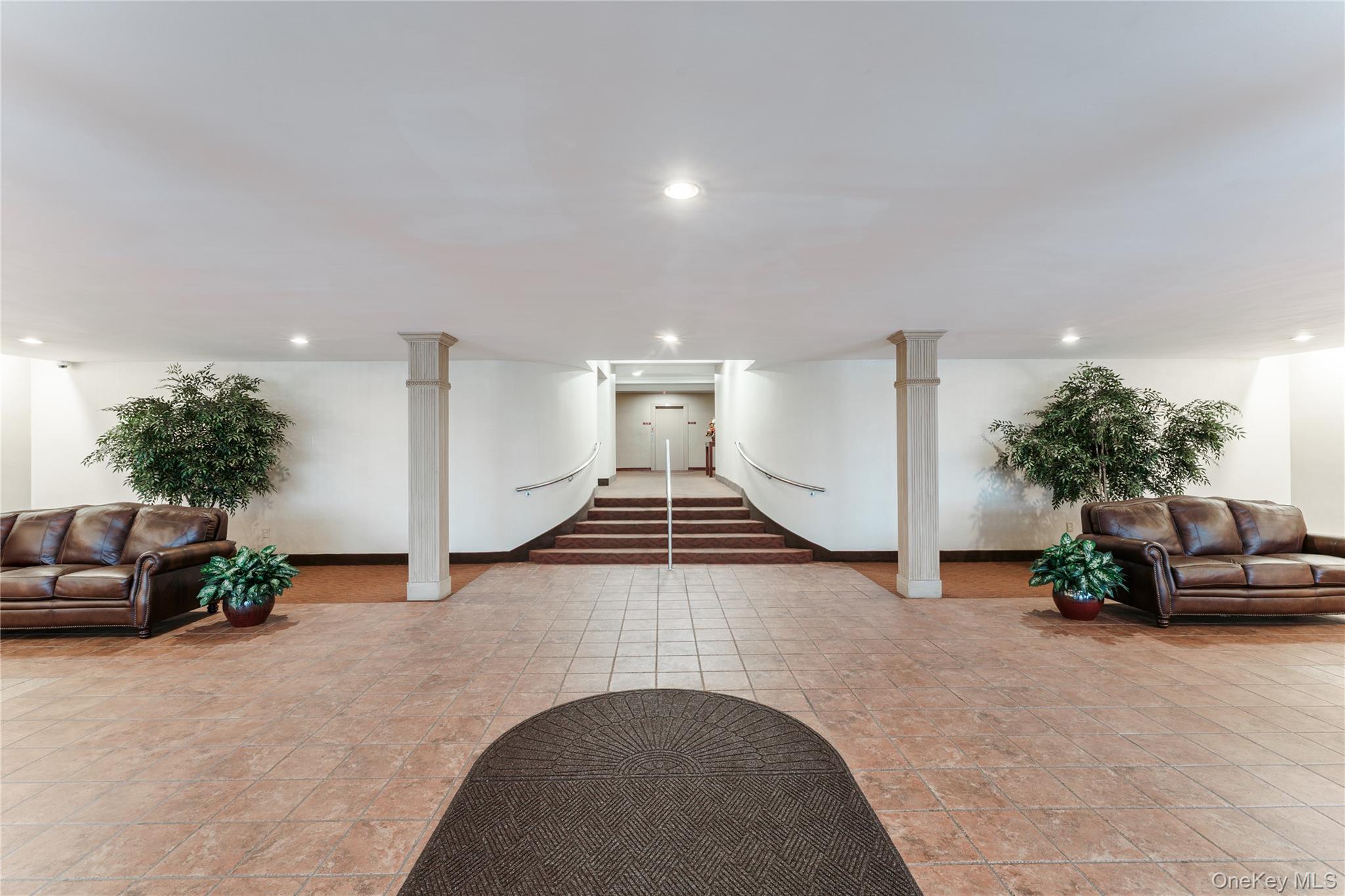 #16 photo, 490 Atlantic Avenue, 长岛 East Rockaway , NY 11518