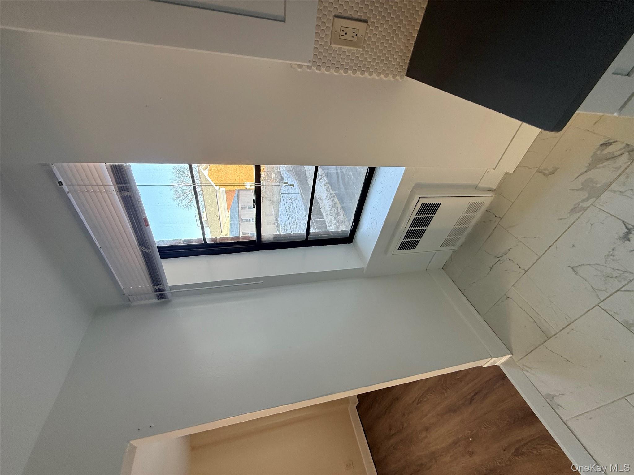 #10 photo, 190 First Street, নাসাউ কাউন্টি Mineola , NY 11501