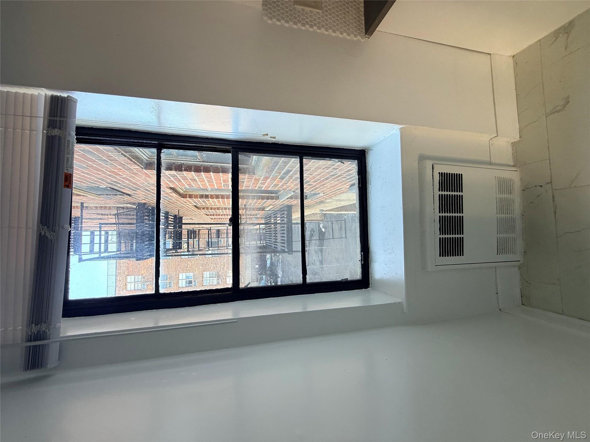 #11 photo, 190 First Street, নাসাউ কাউন্টি Mineola , NY 11501