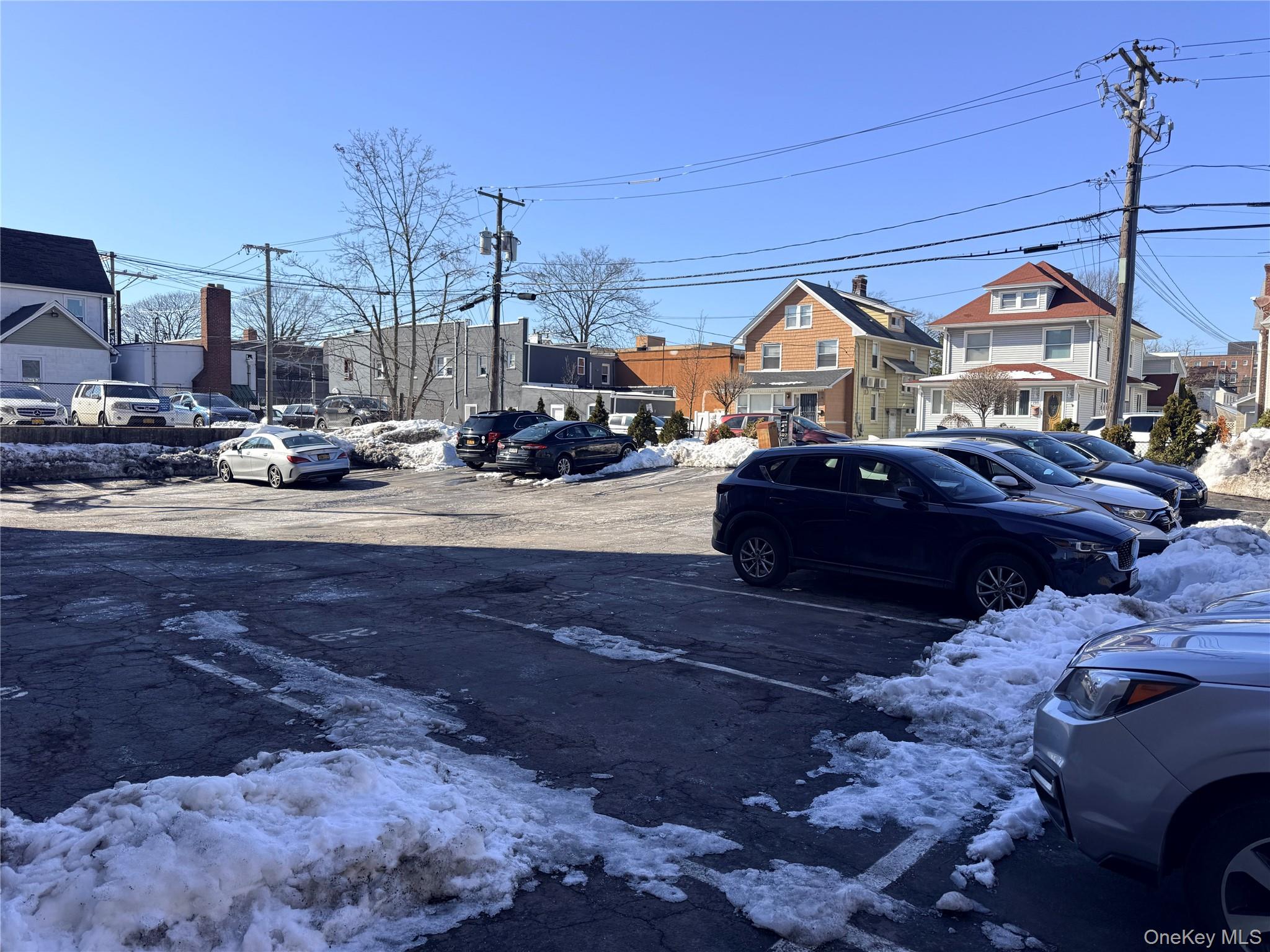 #17 photo, 190 First Street, নাসাউ কাউন্টি Mineola , NY 11501