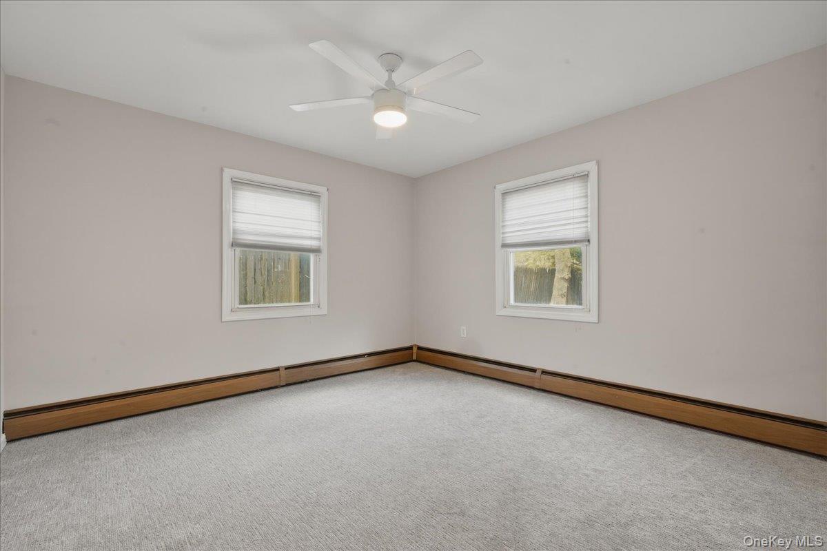 #11 photo, 25 Peacock Lane, নাসাউ কাউন্টি Levittown , NY 11756