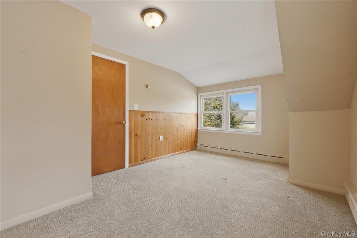 #16 photo, 25 Peacock Lane, নাসাউ কাউন্টি Levittown , NY 11756