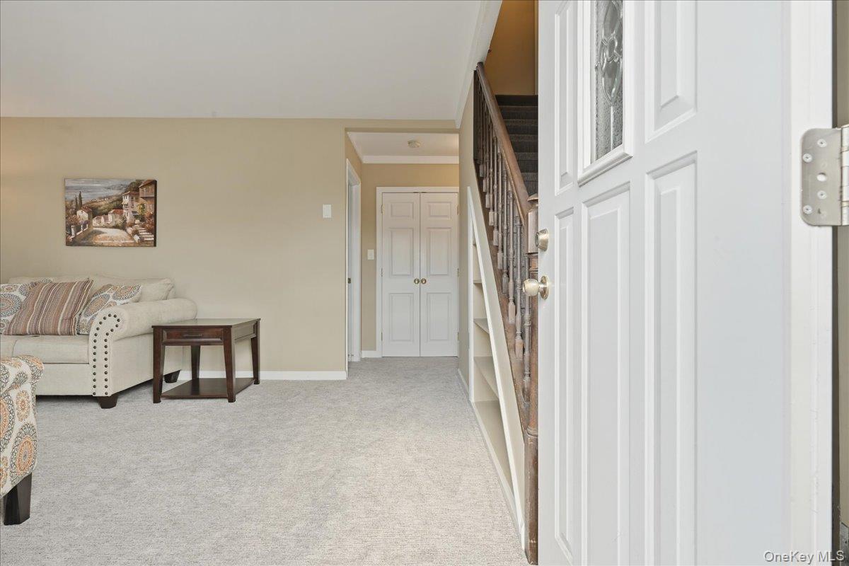 #3 photo, 25 Peacock Lane, নাসাউ কাউন্টি Levittown , NY 11756