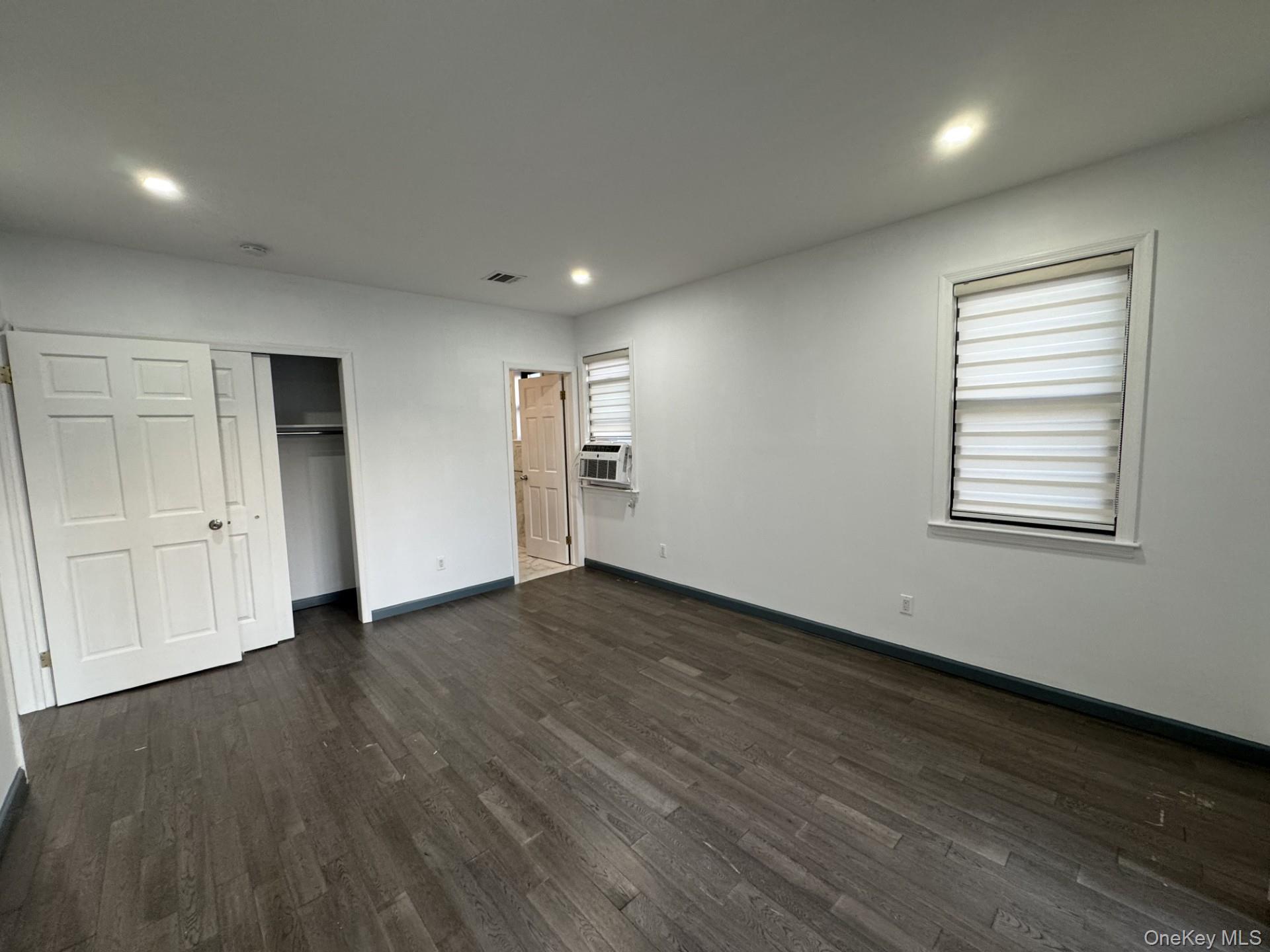 #15 photo, 4920 167th Street, 皇后区 Fresh Meadows , NY 11365