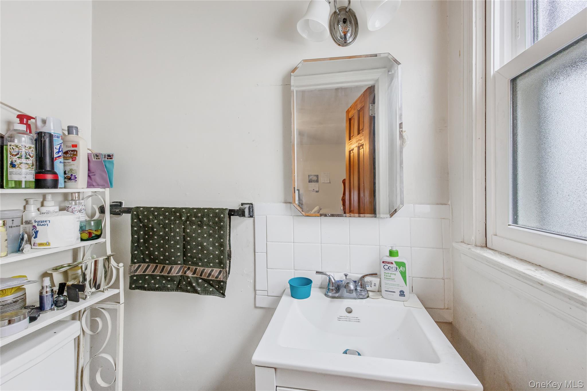 #13 photo, 30-19 Bessemund Avenue, Far Rockaway , NY 11691