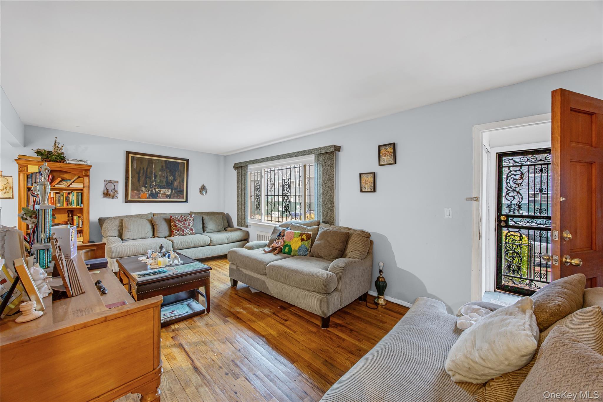 #2 photo, 30-19 Bessemund Avenue, Far Rockaway , NY 11691