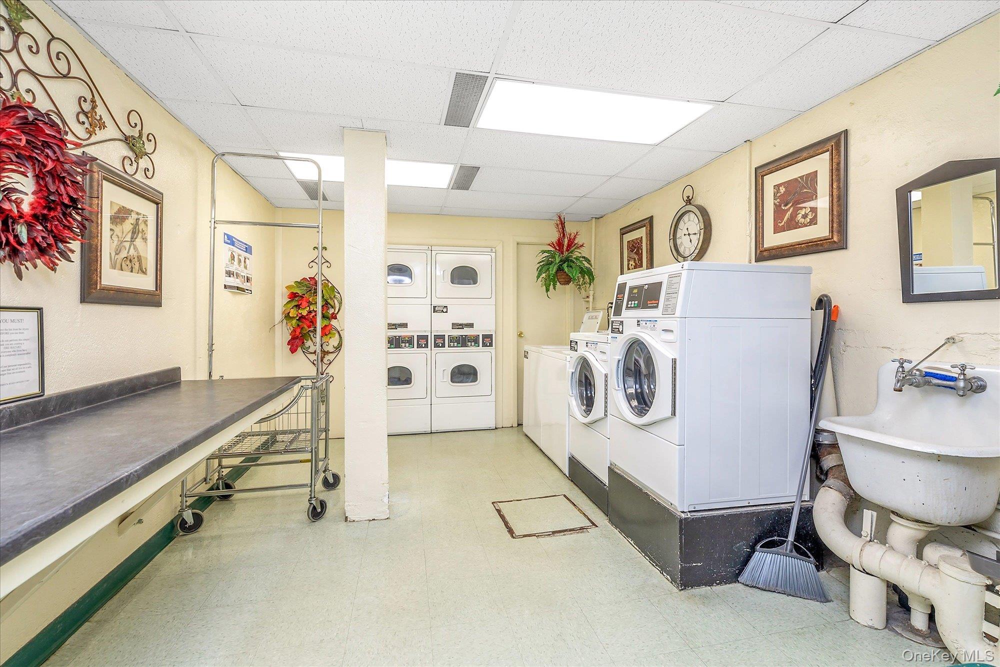 #13 photo, 504 Merrick Road, Lynbrook , NY 11563