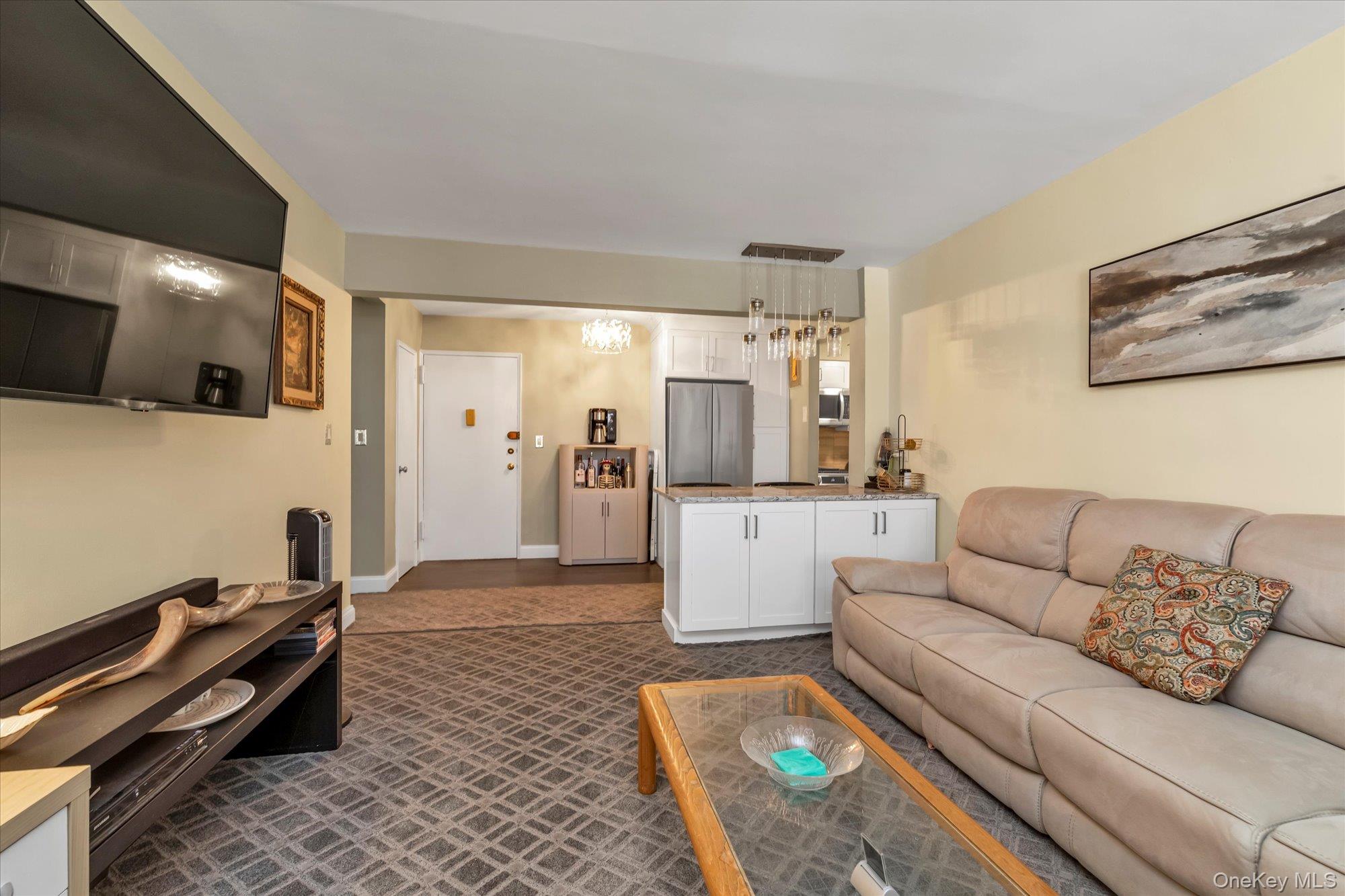 #4 photo, 504 Merrick Road, Lynbrook , NY 11563