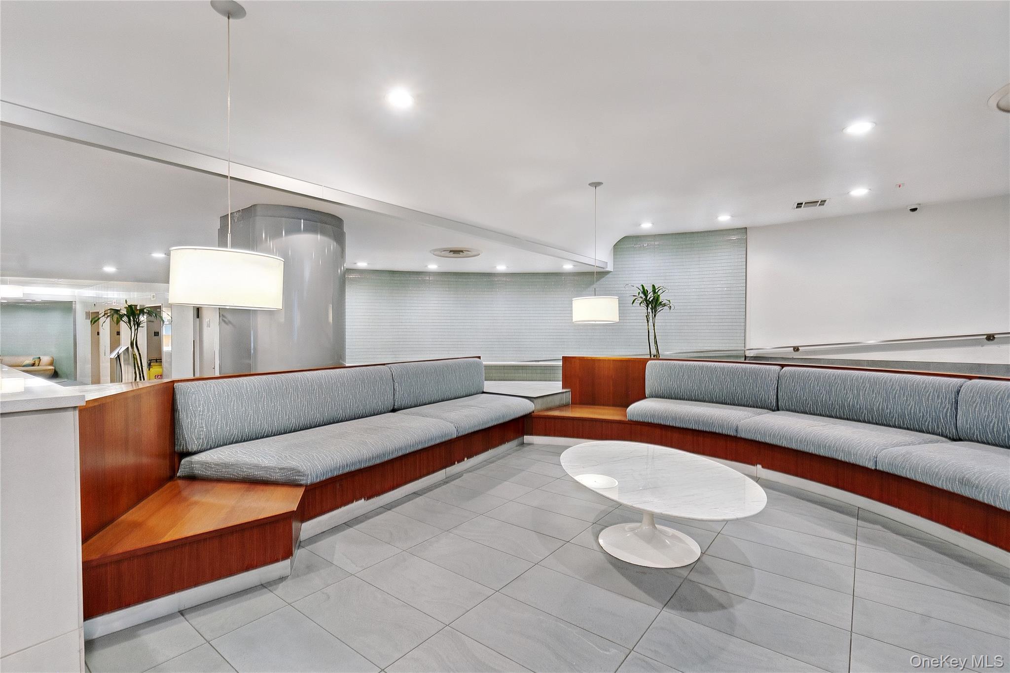 #13 photo, 310 E 46th Street, 曼哈頓 中城东区 New York (Manhattan) , NY 10017