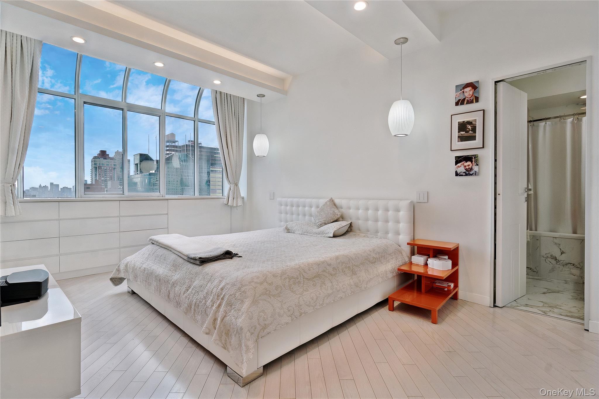 #8 photo, 310 E 46th Street, 曼哈頓 中城东区 New York (Manhattan) , NY 10017