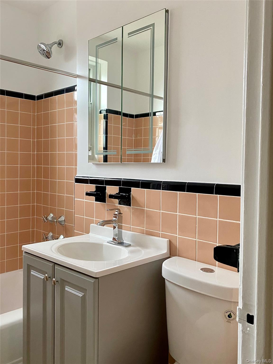 #10 photo, 32 Cathedral Avenue, 长岛 Hempstead , NY 11550