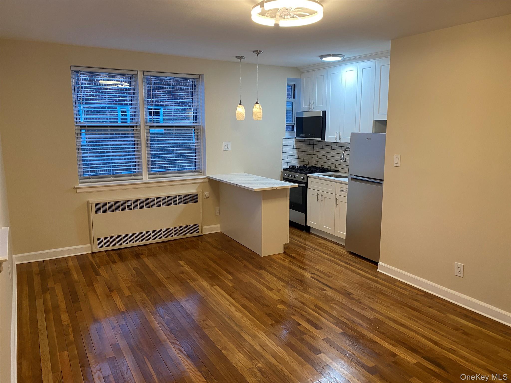 #8 photo, 32 Cathedral Avenue, 长岛 Hempstead , NY 11550