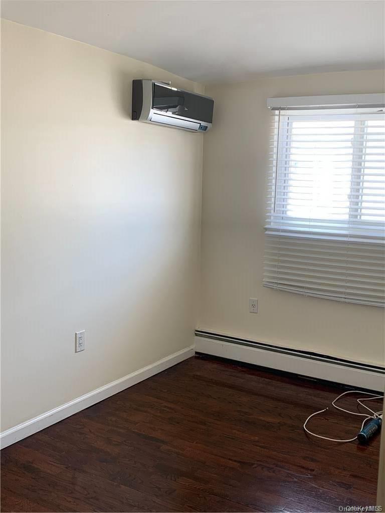 #13 photo, 13733 158th Street, קווינס Jamaica , NY 11434