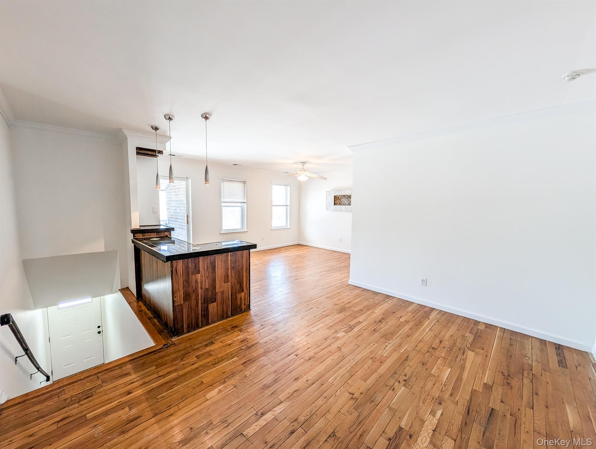 #3 photo, 250 Artist Lake Drive, Middle Island , NY 11953