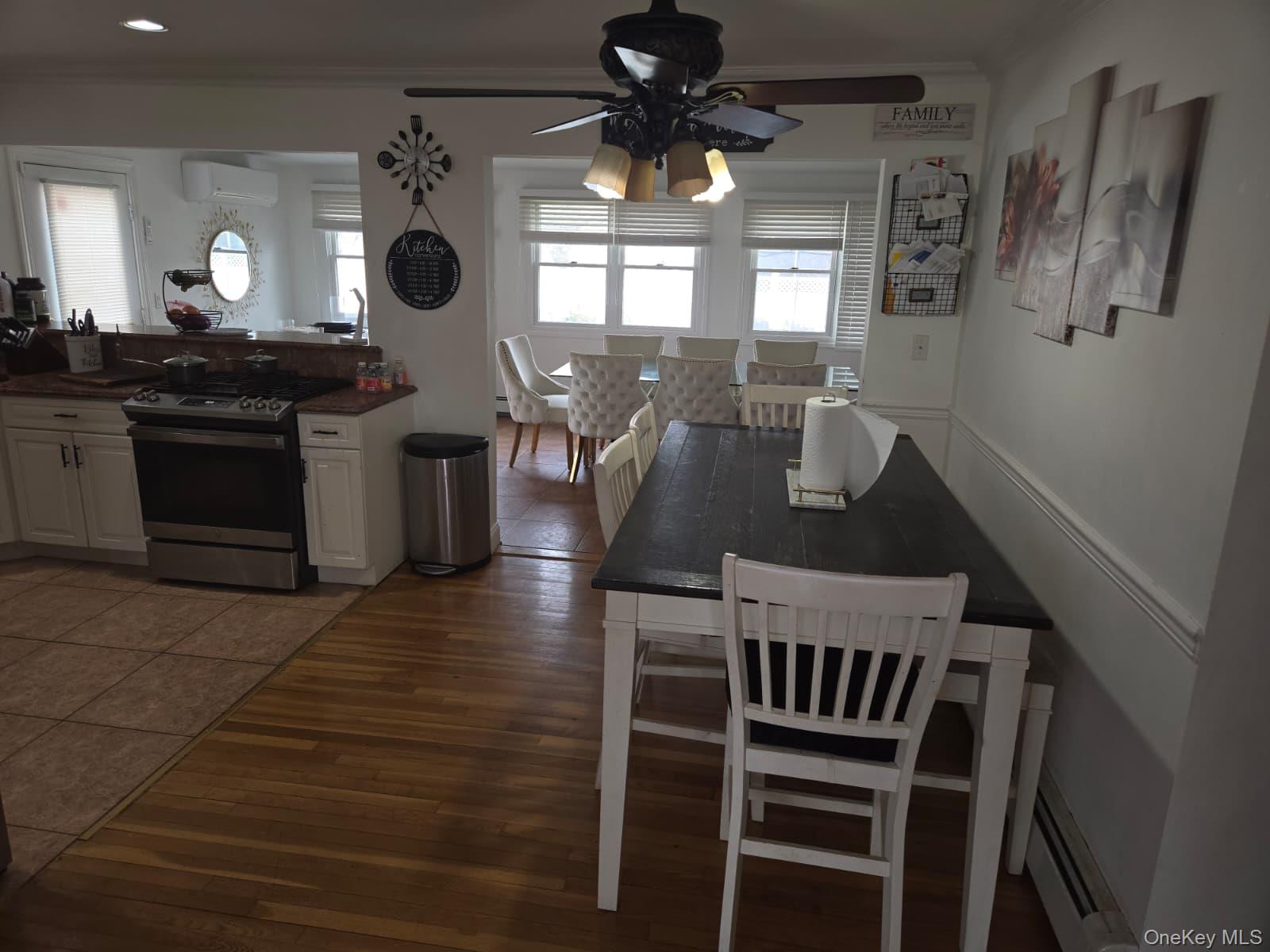 #11 photo, 10 Bainbridge Avenue, Melville , NY 11747