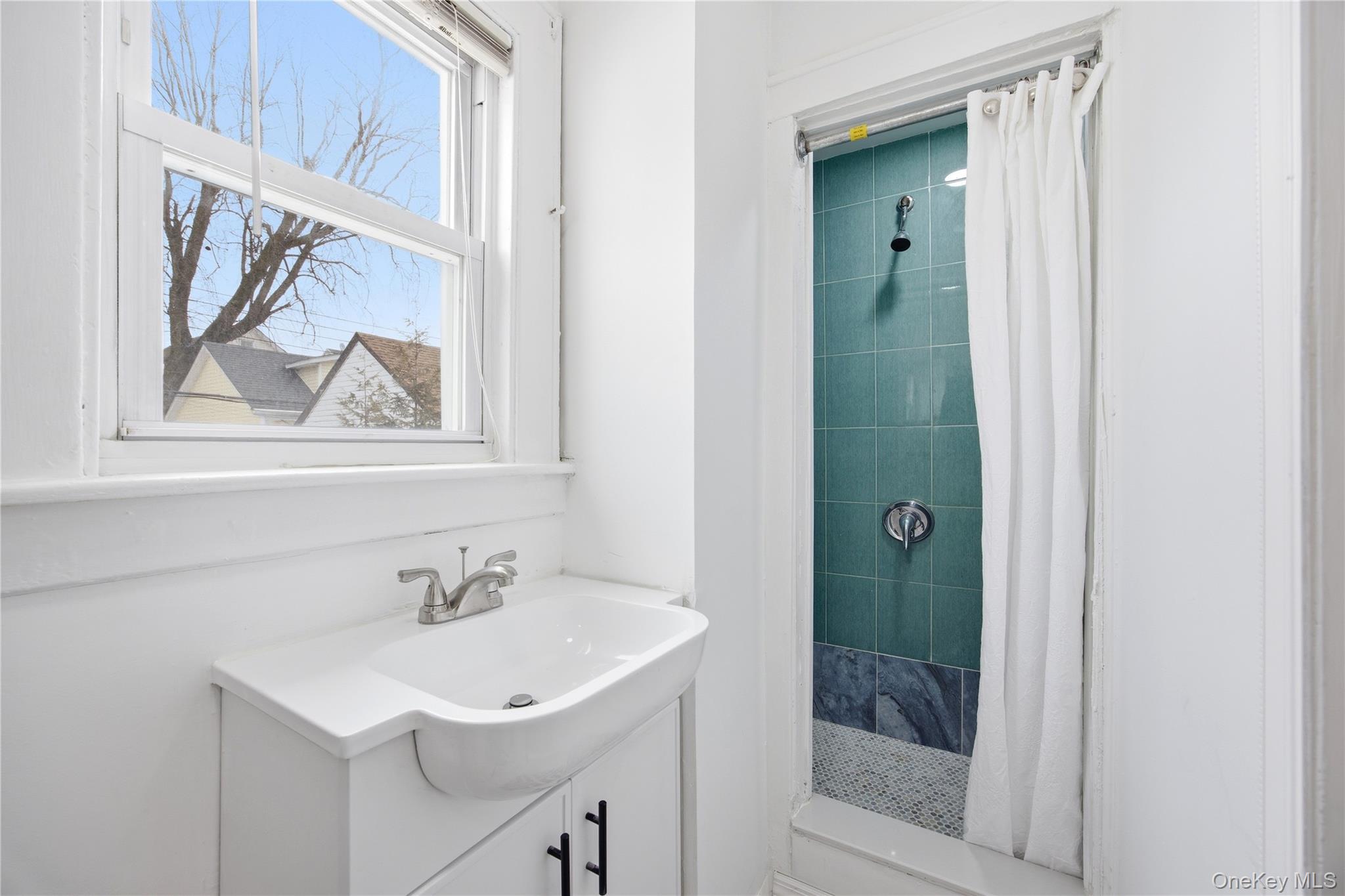 #9 photo, 93-31 215th Street, Queens Village , NY 11428