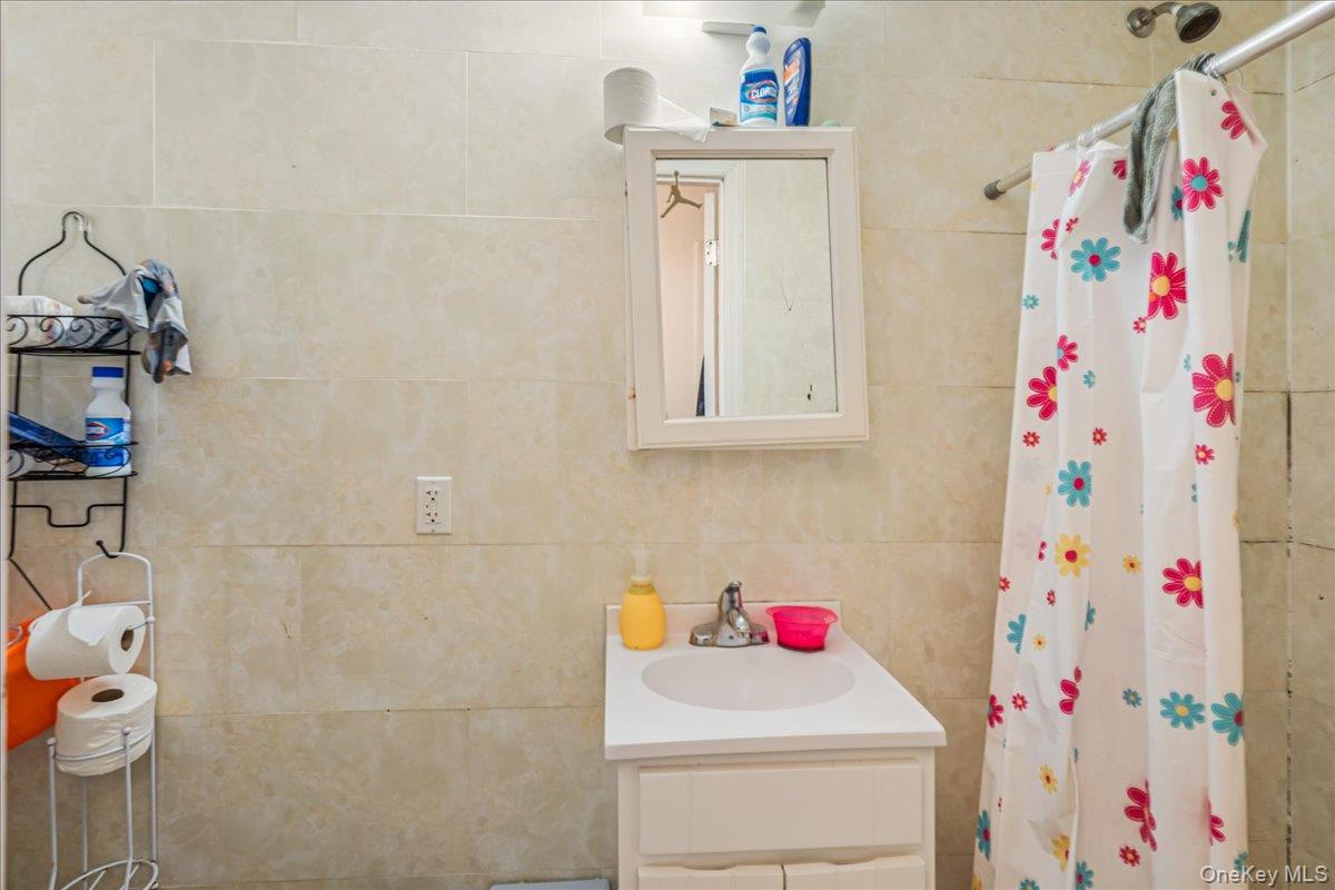 #17 photo, 43-06 102nd Street, कोरोना Corona , NY 11368