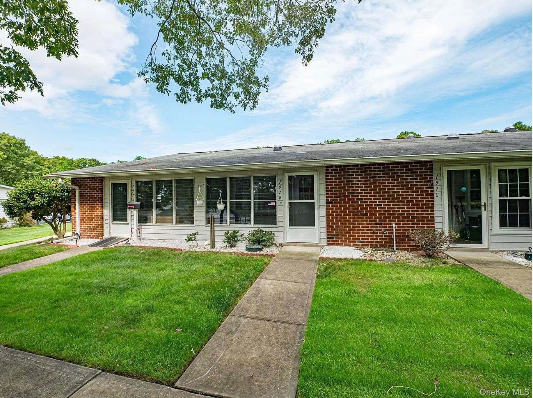 #1 photo, 167 Newcastle Court, Ridge , NY 11961