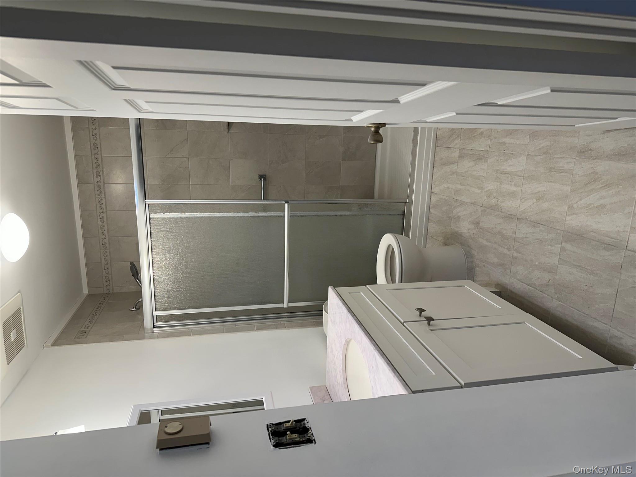 #3 photo, 197 Newcastle Court, Ridge , NY 11961