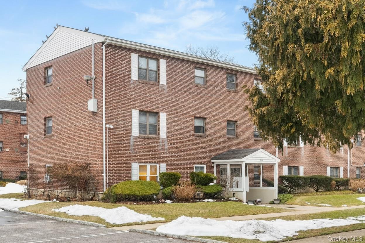 #1 photo, 123 Park Avenue, 东长岛 Amityville , NY 11701