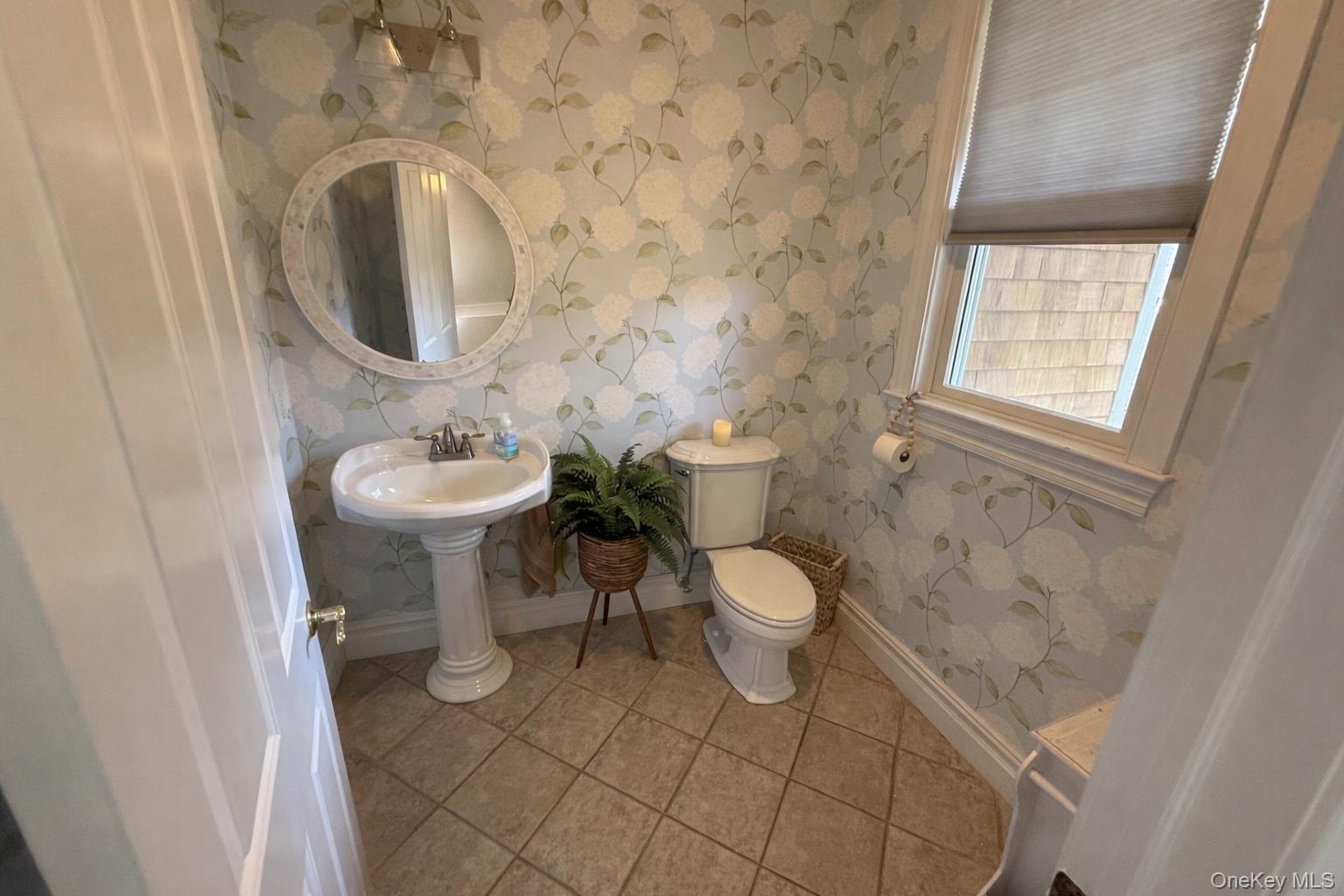 #14 photo, 2465 Fairway Drive, Cutchogue , NY 11935