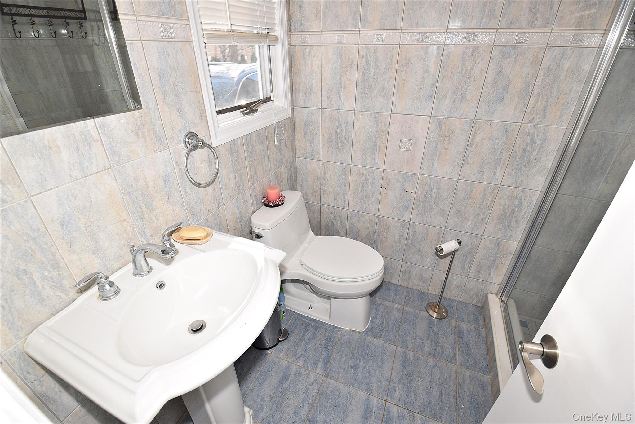 #15 photo, 422 Mill River Road, নাসাউ কাউন্টি Upper Brookville , NY 11771