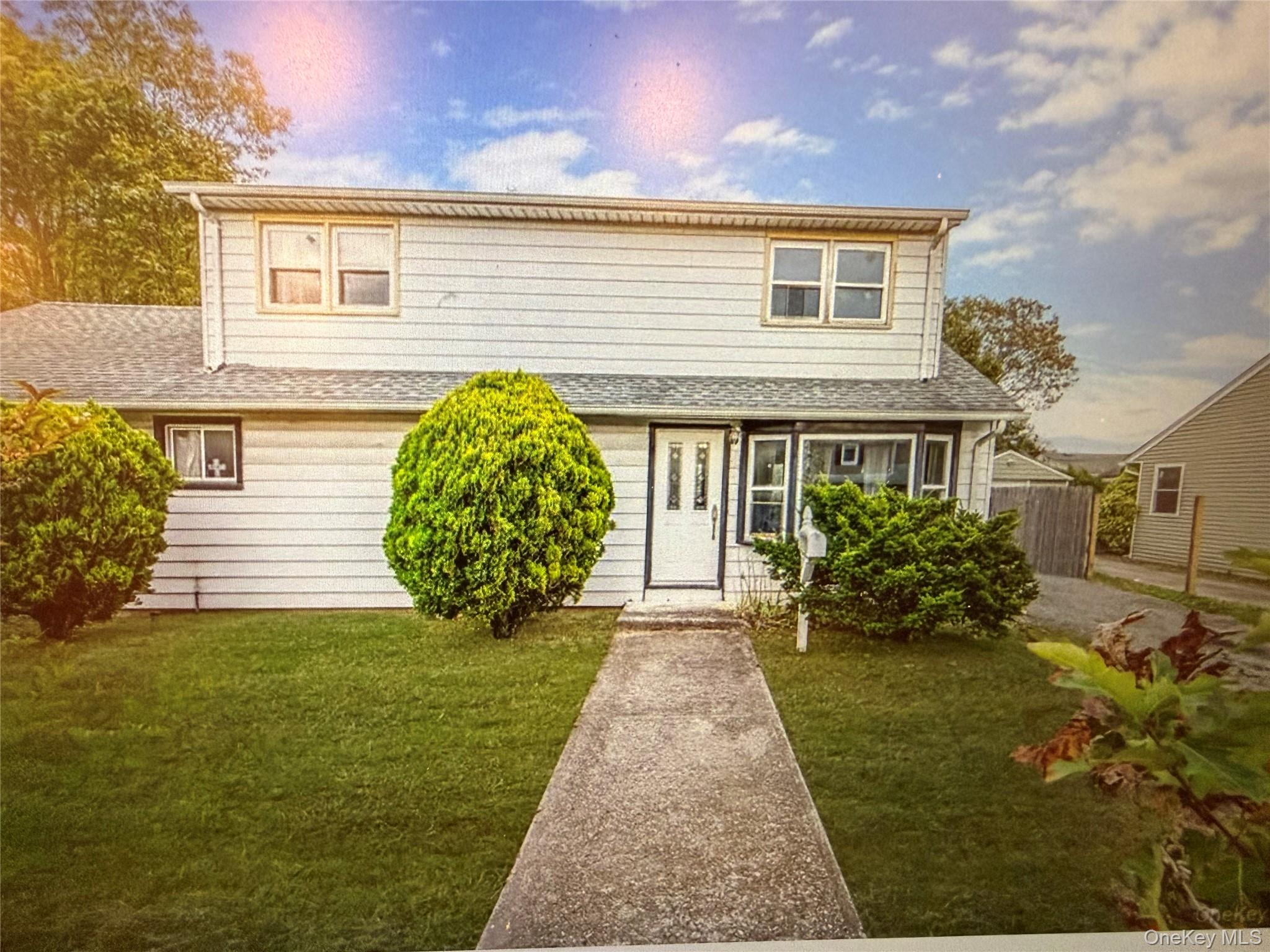#1 photo, 38 Somerset Road, Amityville , NY 11701