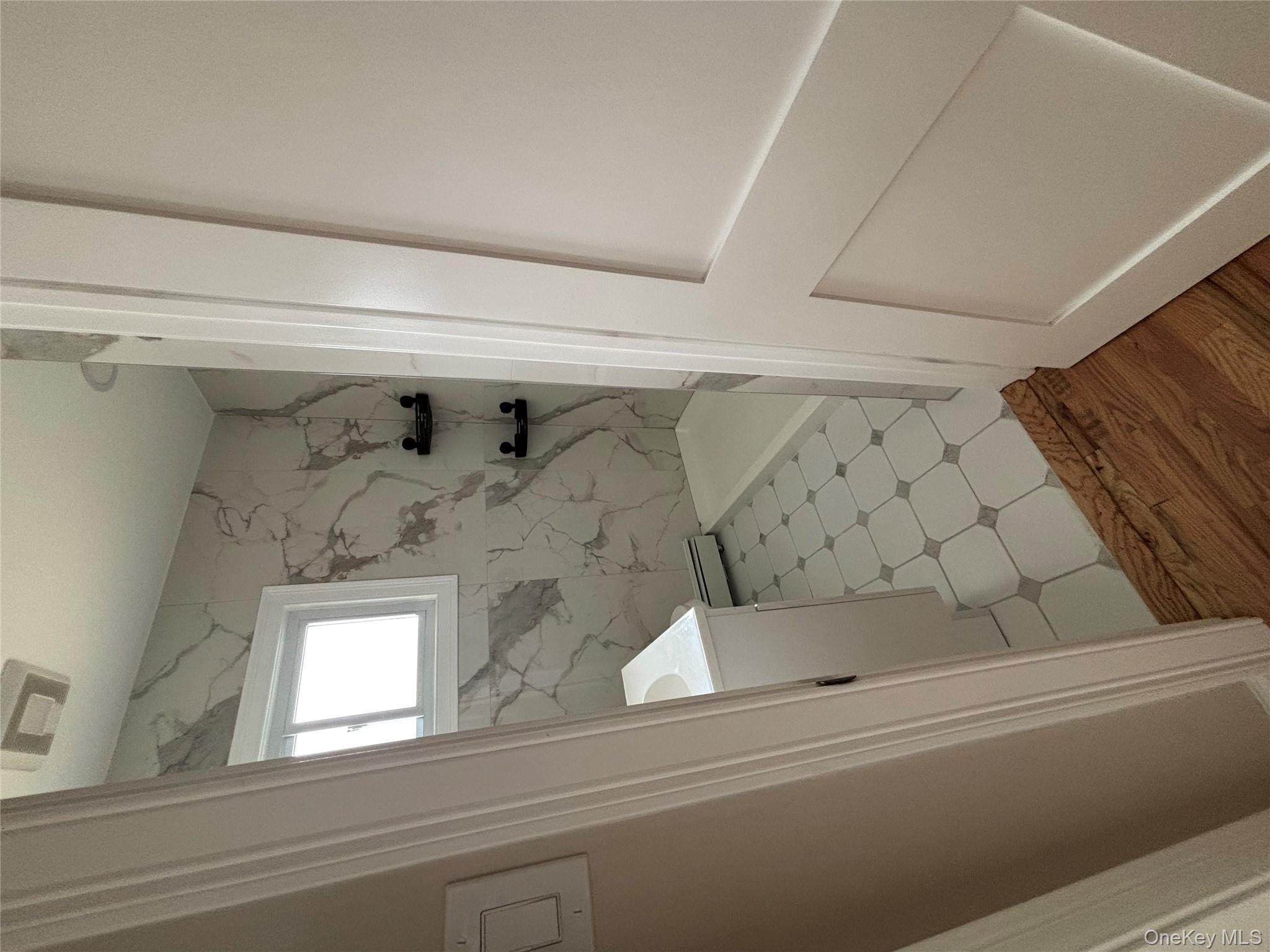 #5 photo, 38 Somerset Road, Amityville , NY 11701