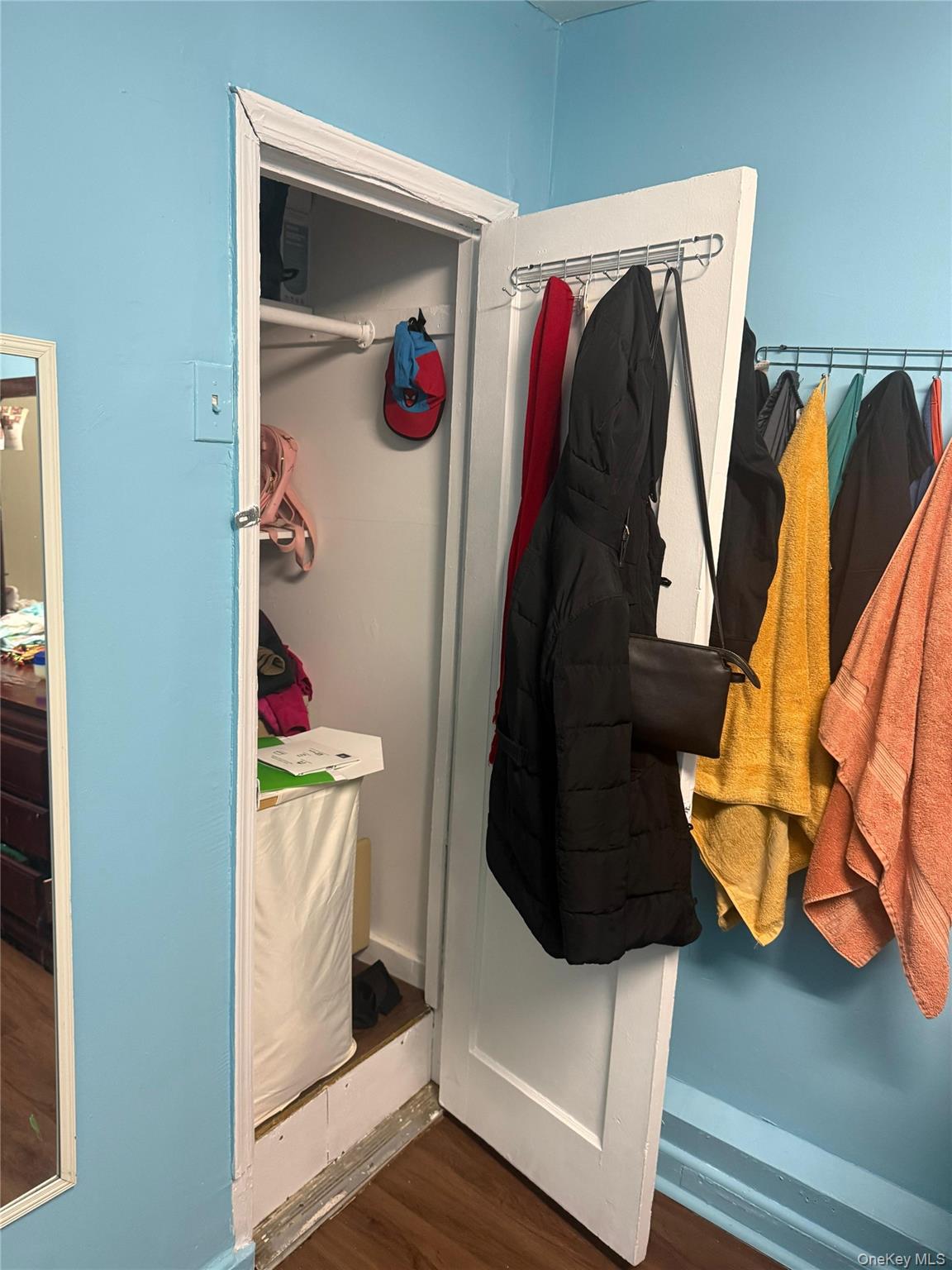 #6 photo, 41-70 71st Street, Woodside , NY 11377