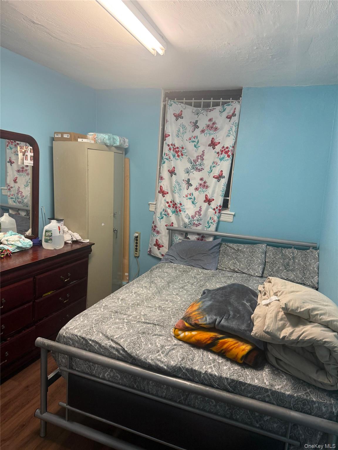 #8 photo, 41-70 71st Street, Woodside , NY 11377