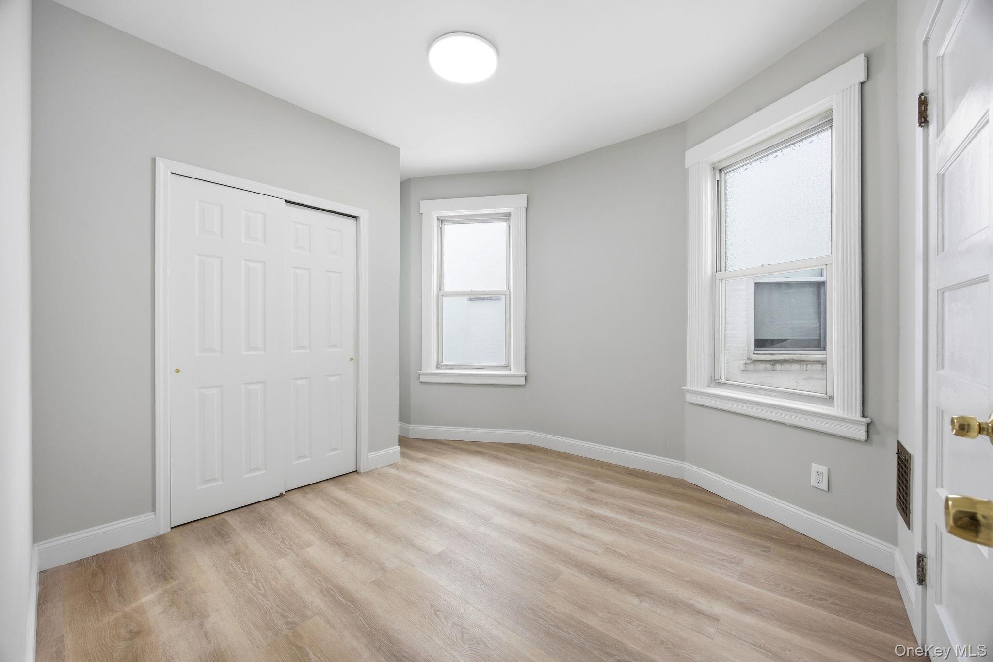 #17 photo, 1739 W 9th Street, הברונקס Brooklyn , NY 11223