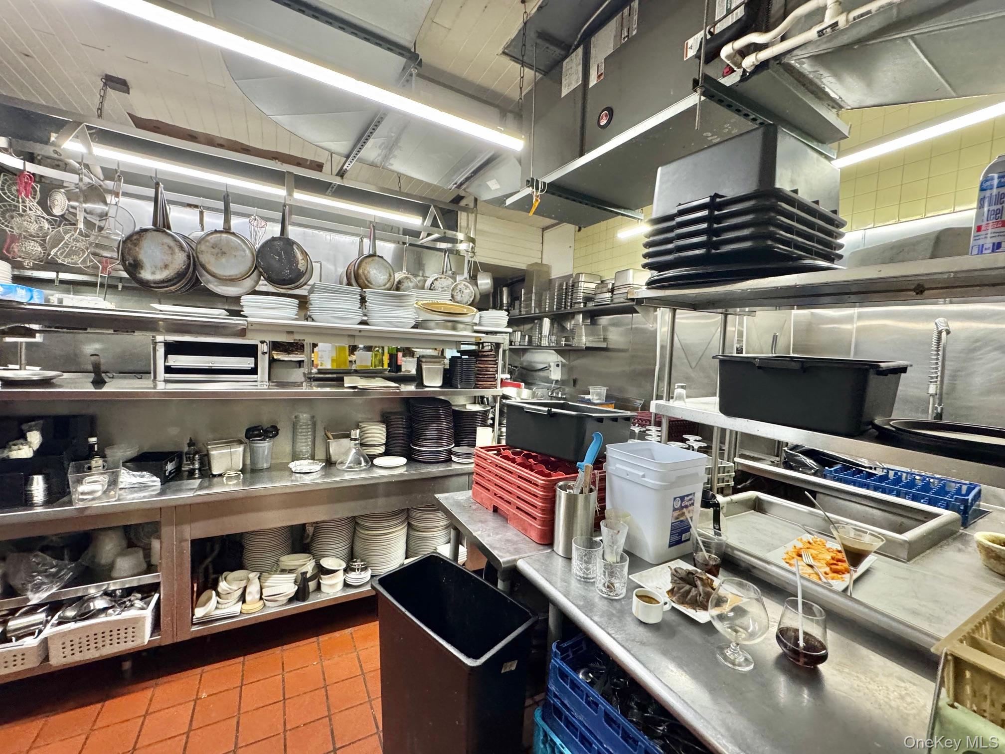 #17 photo, 3943 Merrick Road, Seaford , NY 11783